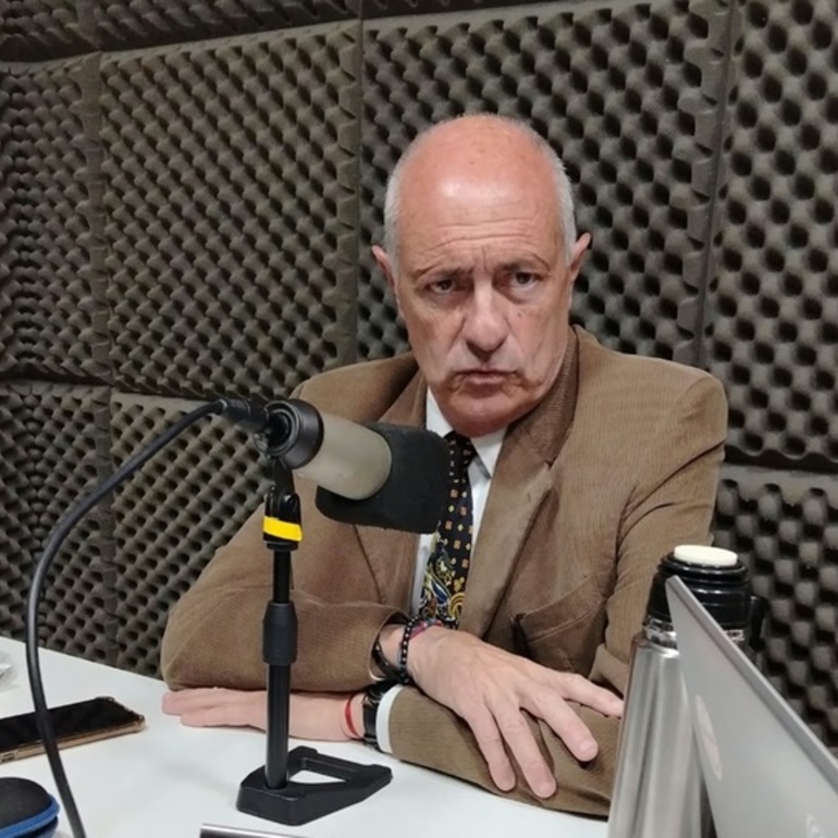 El m&eacute;dico pas&oacute; por el programa "Dos & Pico"