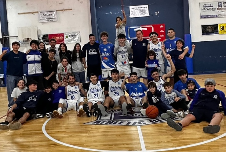 Imagen de Athletic volvi&oacute; a ganar en b&aacute;squet y alcanz&oacute; su vig&eacute;simo triunfo en la Asociaci&oacute;n Rosarina