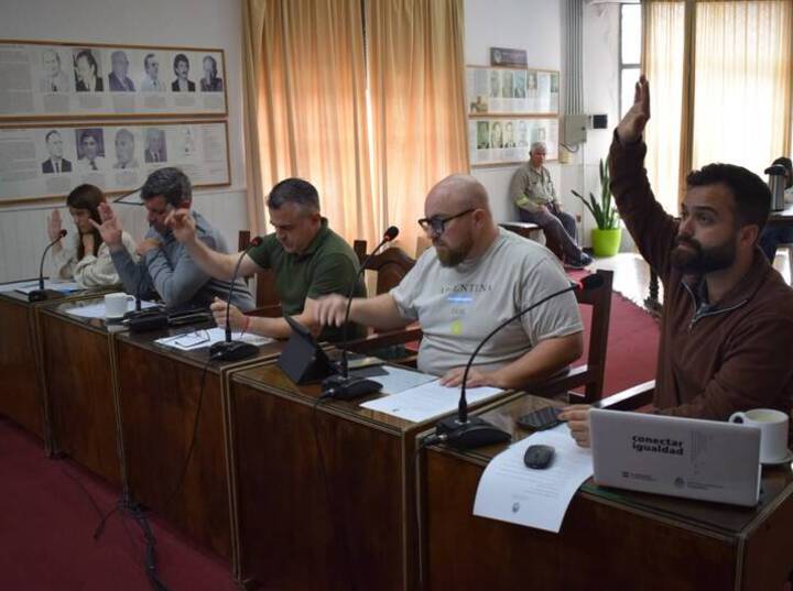 Imagen de El Concejo Municipal desarrolló hoy una nueva jornada legislativa en la que abordó diversos proyectos Imagen de El Concejo Municipal desarrolló hoy una nueva jornada legislativa en la que abordó diversos proyectos