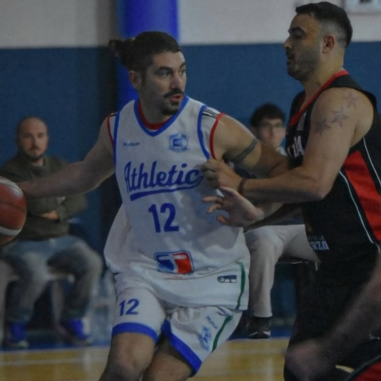 Imagen de Athletic afronta la recta final de la Primera "C" de b&aacute;squet