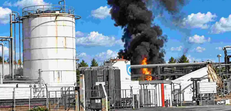 Imagen de Puerto San Mart&iacute;n: familiares de los operarios fallecidos en la tragedia de Albard&oacute;n Bio marchan en reclamo de justicia