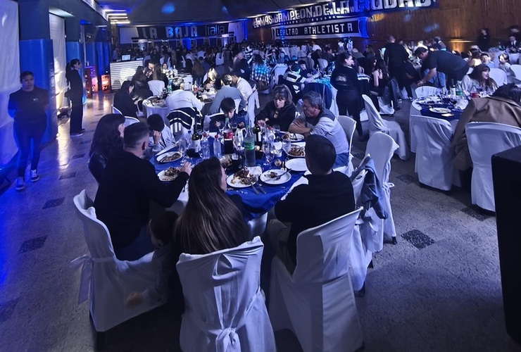 Imagen de Athletic celebr&oacute; sus 98 a&ntilde;os con una noche de emociones y recuerdos en el Sal&oacute;n Dorado