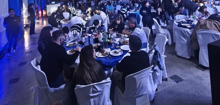 Imagen de Athletic celebr&oacute; sus 98 a&ntilde;os con una noche de emociones y recuerdos en el Sal&oacute;n Dorado