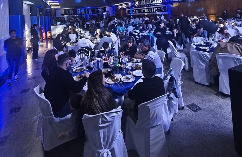Imagen de Athletic celebr&oacute; sus 98 a&ntilde;os con una noche de emociones y recuerdos en el Sal&oacute;n Dorado