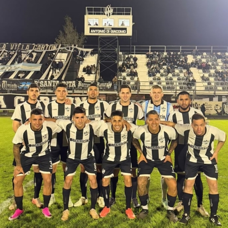 Imagen de Con cuatro goles de Agust&iacute;n Fern&aacute;ndez, Uni&oacute;n gole&oacute; a Talleres y se meti&oacute; en la pelea