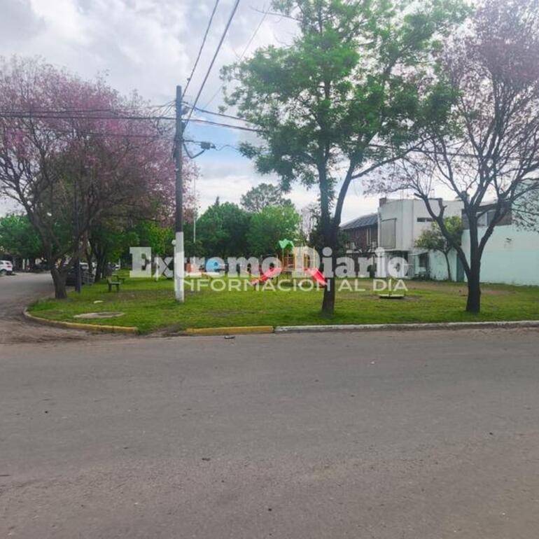 Imagen de Concejo Municipal: presentan un proyecto para reforzar la seguridad vial en la plaza Jorge Walter Ponti