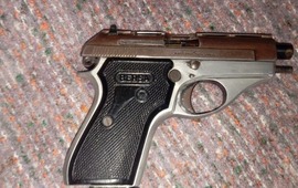 La Polic&iacute;a secuestr&oacute; una pistola Bersa calibre 22 en el lugar. (Foto: cortes&iacute;a/TN).