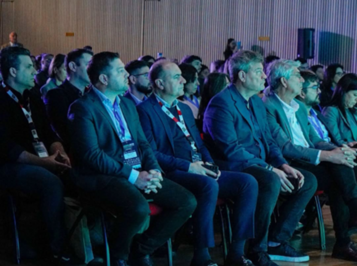 Imagen de Carlos Pighin represent&oacute; a Alvear en "Urban&iacute;stica 2026: Foro de la Vivienda, por la Planificaci&oacute;n y el Futuro"