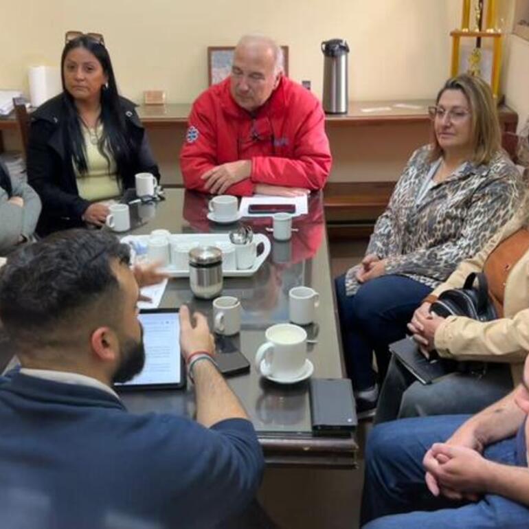 Imagen de Concejo Municipal y la comisi&oacute;n del SAMCo N.&deg; 50 analizaron las necesidades presupuestarias del hospital e iniciaron gestiones por un ec&oacute;grafo