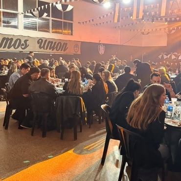 Imagen de Unión celebró sus 109 años con una noche de fiesta y homenaje a los campeones del torneo apertura en fútbol Imagen de Unión celebró sus 109 años con una noche de fiesta y homenaje a los campeones del torneo apertura en fútbol
