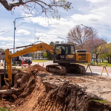 Imagen de Villa Constituci&oacute;n: avanza la obra de saneamiento del desag&uuml;e sobre avenida Presidente Per&oacute;n