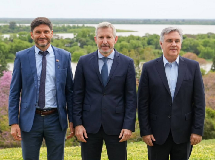 Imagen de Pullaro pidi&oacute; la unidad de la Regi&oacute;n Centro para defender la producci&oacute;n, el empleo y la infraestructura