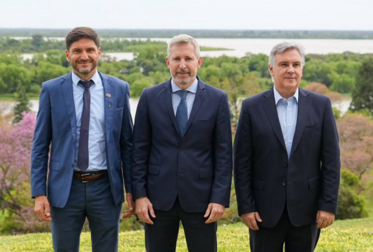 Imagen de Pullaro pidi&oacute; la unidad de la Regi&oacute;n Centro para defender la producci&oacute;n, el empleo y la infraestructura