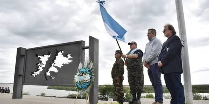 Imagen de Pueblo Esther presentar&aacute; el documental "Malvinas Cerca" en la Costanera Vernazza para preservar la memoria local