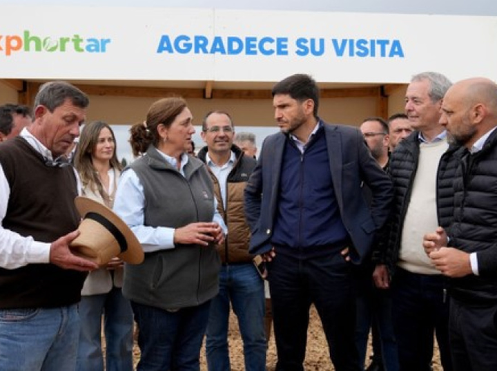 Imagen de Maximiliano Pullaro particip&oacute; de ExpHortAr 2026 en Arroyo Seco y destac&oacute; el potencial exportador de la horticultura santafesina