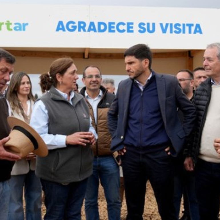 Imagen de Maximiliano Pullaro particip&oacute; de ExpHortAr 2026 en Arroyo Seco y destac&oacute; el potencial exportador de la horticultura santafesina