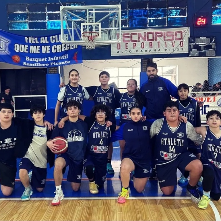 Imagen de La U13 de Athletic peg&oacute; primero y arranc&oacute; los playoffs con una victoria