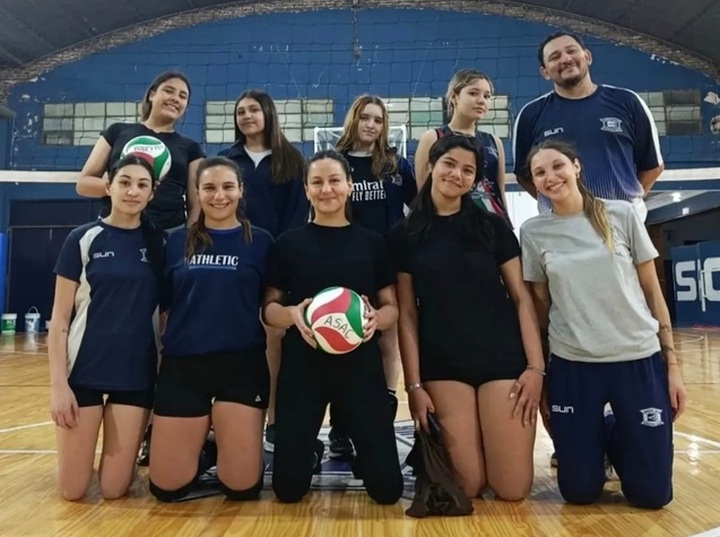 Imagen de Athletic organiza un encuentro de v&oacute;ley femenino formativo