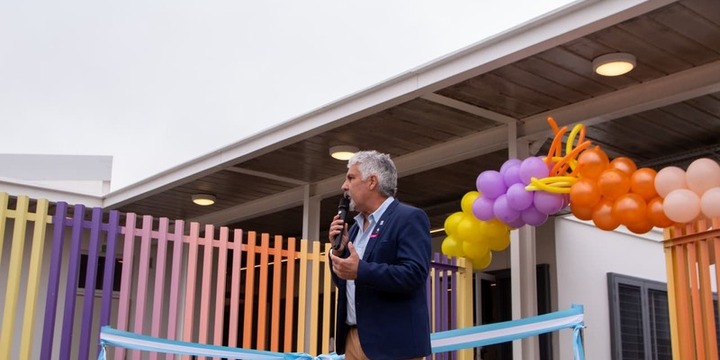 Imagen de Jorge Berti: �Hoy no inauguramos solamente un edificio; hoy abrimos una puerta al futuro�
