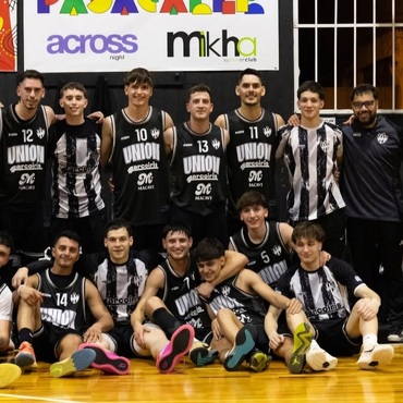 Imagen de Uni&oacute;n gan&oacute; la serie ante El Tala y se meti&oacute; en los cuartos de final de La Superliga Rosarina de B&aacute;squet