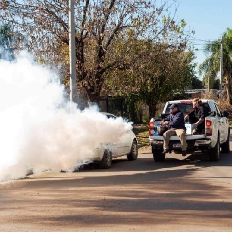 Imagen de Villa Constituci&oacute;n refuerza las tareas de prevenci&oacute;n del dengue con fumigaciones en distintos barrios