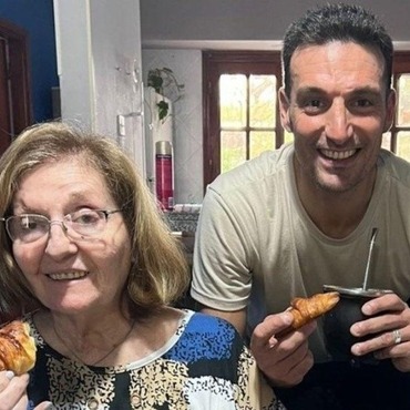 Scaloni con su mam&aacute;, Eulalia.