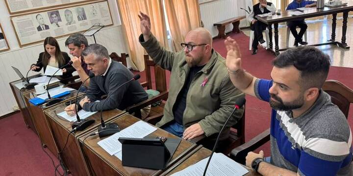 Imagen de Concejo Municipal: solicitan al Ejecutivo el pago de una deuda de 30 millones de pesos al SAMCo N.&deg; 50
