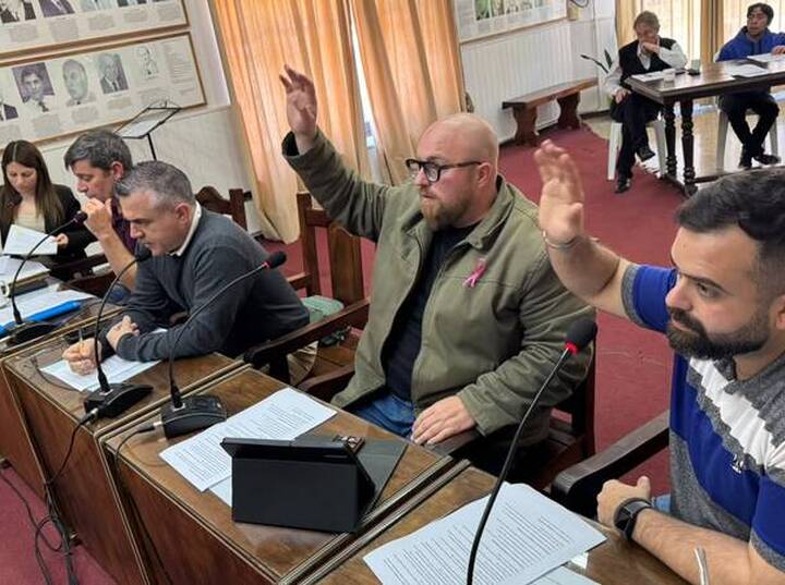 Imagen de Concejo Municipal: solicitan al Ejecutivo el pago de una deuda de 30 millones de pesos al SAMCo N.&deg; 50