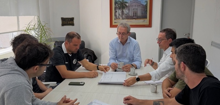 Tonelli lo dio a conocer mediante sus redes sociales.