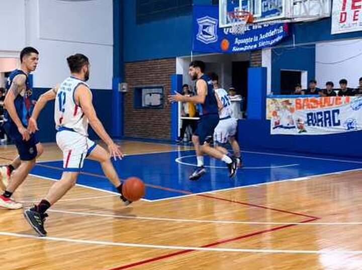 Imagen de ASAC festej&oacute; en casa ante Fisherton B y forz&oacute; un tercer partido en los playoffs de Primera C