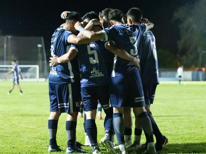 Imagen de Asac gole&oacute; y espera por la cima del Clausura