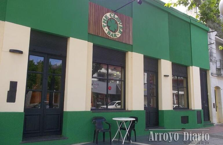El bar esta en calle San Martín al 800