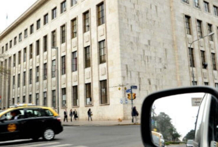 Los tribunales provinciales de Rosario, donde se investiga si policías de Pérez quisieron alterar un acta de procedimiento. (Foto de archivo)