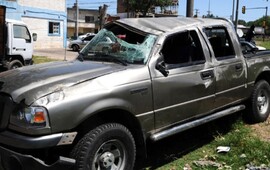 La imagen de la Ranger que fue trasladada a la subcomisaría 20ª tras el fatal siniestro. (Foto: S. Toriggino)