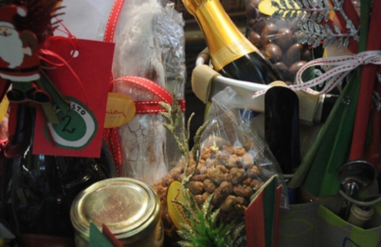 Los art&iacute;culos de fin de a&ntilde;o ya se exhiben en los comercios.