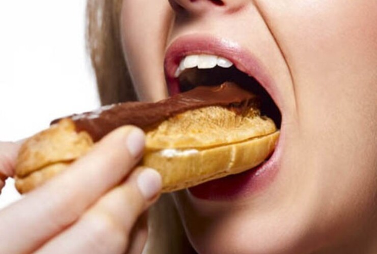 La compulsión a comer es una enfermedad mental real, así como el acaparamiento de cosas.