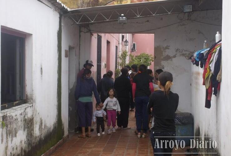 Imagen de Los evacuados continúan en situación de emergencia