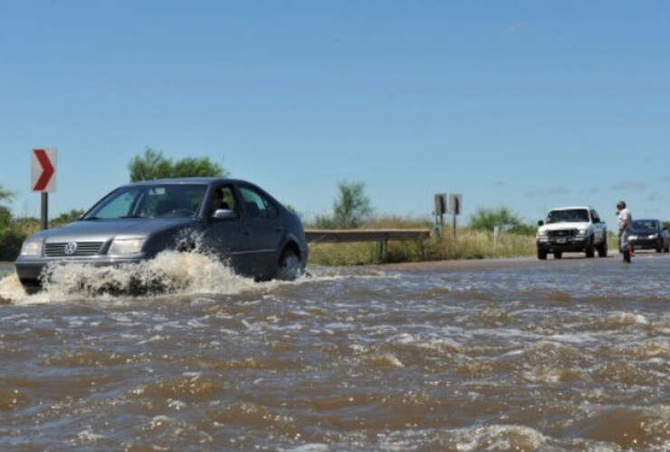 La calzada de la ruta 11, intransitable.