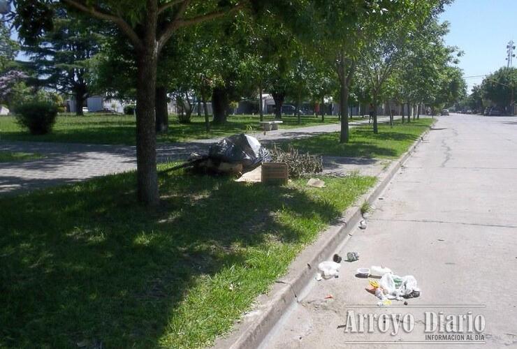 Plaza "San Martín" (sobre Humberto Primo)