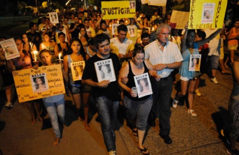 Hoy a las 21 se oficiar&aacute; en la iglesia San Jos&eacute; una misa por Bel&eacute;n y luego habr&aacute; una nueva marcha pac&iacute;fica.