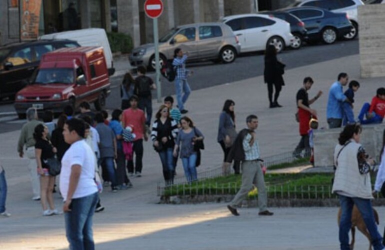 Un joven murió luego de ser atropellado ayer a la mañana en Córdoba y Av. Belgrano.