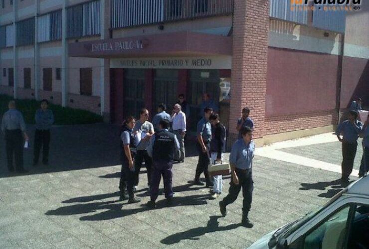 Imagen de Policía asesinó a su ex dentro del colegio de sus hijos