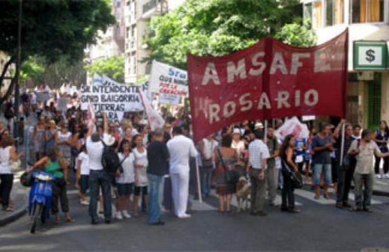 Los docentes van a las urnas para decidir la conducción gremial.