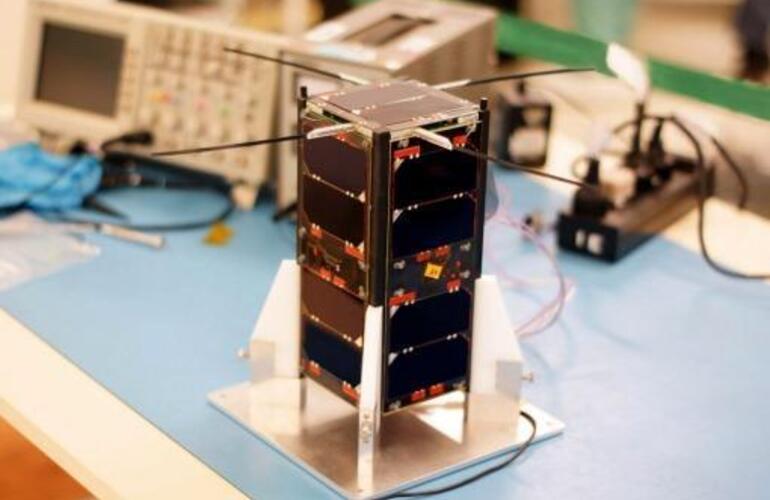 Imagen de Ya est&aacute; en &oacute;rbita "Capit&aacute;n Beto", el nanosat&eacute;lite argentino