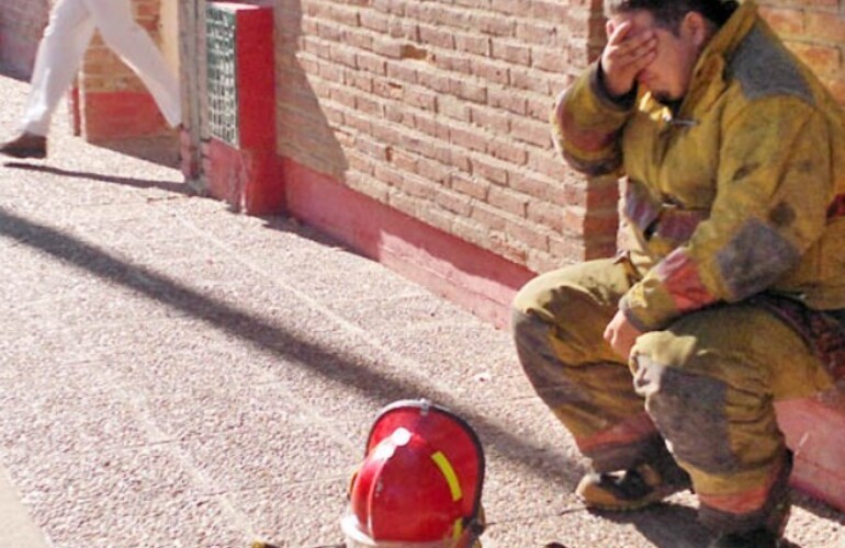 Desauciado. Hizo todo lo que pudo y aún así no pudo evitar la tragedia.