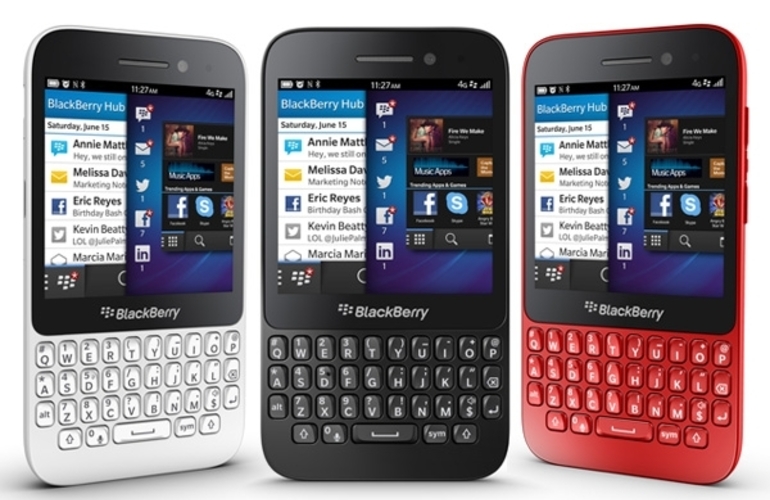 Imagen de Q5, el modelo de BlackBerry que vuelve a apostar por el teclado físico