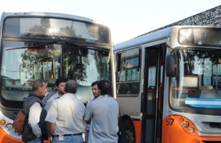 Desde la UTA estiman que cerca de las 14 el servicio estará normalizado.