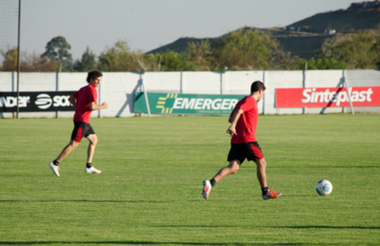 El equipo trabajará en suelo porteño antes de venir. //Foto: Gastón Vidart//