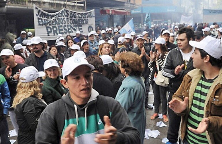 No es la primera vez que los trabajadores protagonizan un movida por el cierre de los negocios. (Foto: S. Salinas) No es la primera vez que los trabajadores protagonizan un movida por el cierre de los negocios. (Foto: S. Salinas)