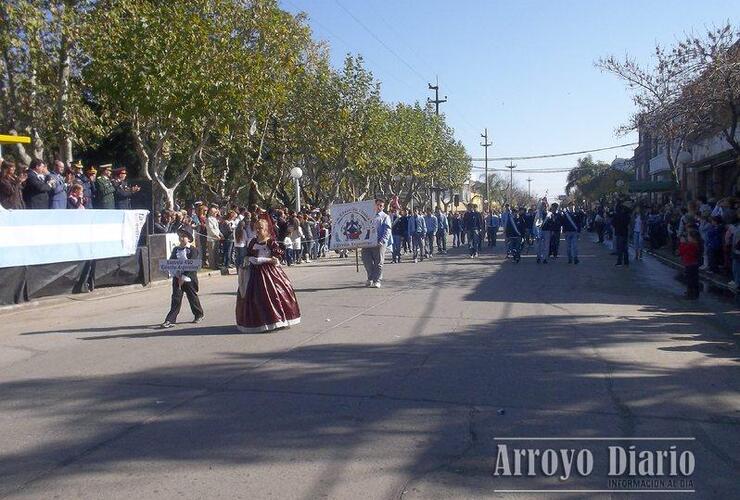 Imagen de 25 de mayo: acto y desfile en nuestra ciudad